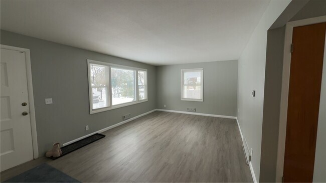 Foto del edificio - 198 Skycrest Dr