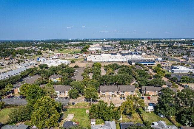 Sky view - Chaparral Apartments