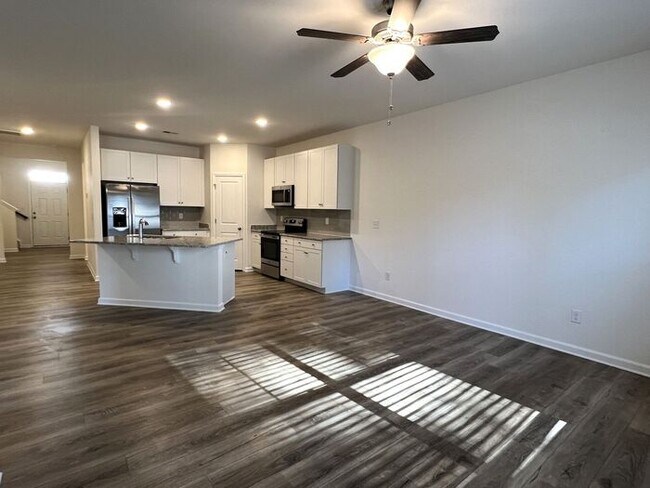 Building Photo - First Full Month FREE!