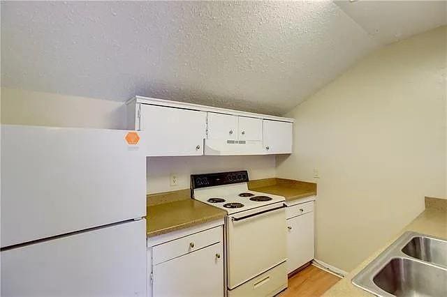 Building Photo - 3800 Allegro Lugar St