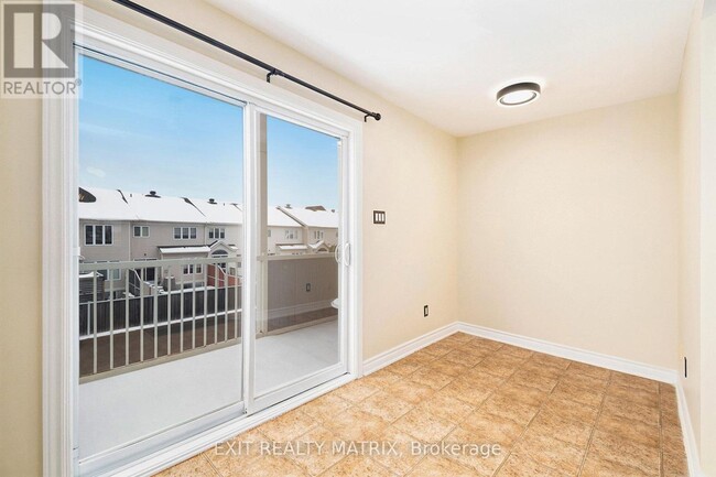 Building Photo - 594 Lakeridge Dr