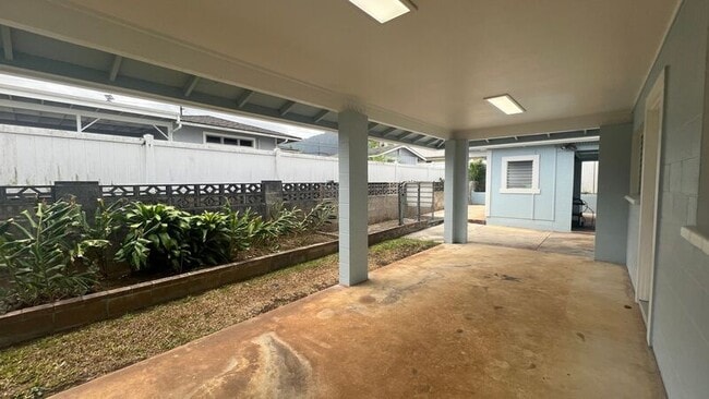 Building Photo - 45-436-436 Ihilani St