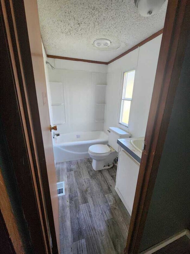 Primary Photo - 2312 Turnberry Rd