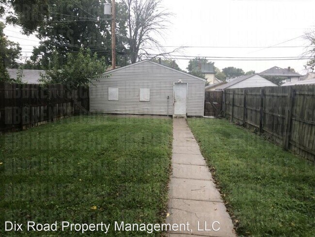 Building Photo - 3 br, 1 bath House - 856 Franklin Street,