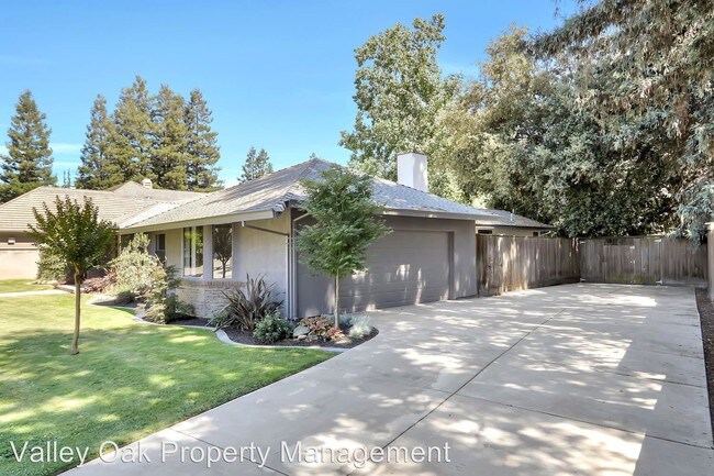 Building Photo - 1508 Countryview Dr