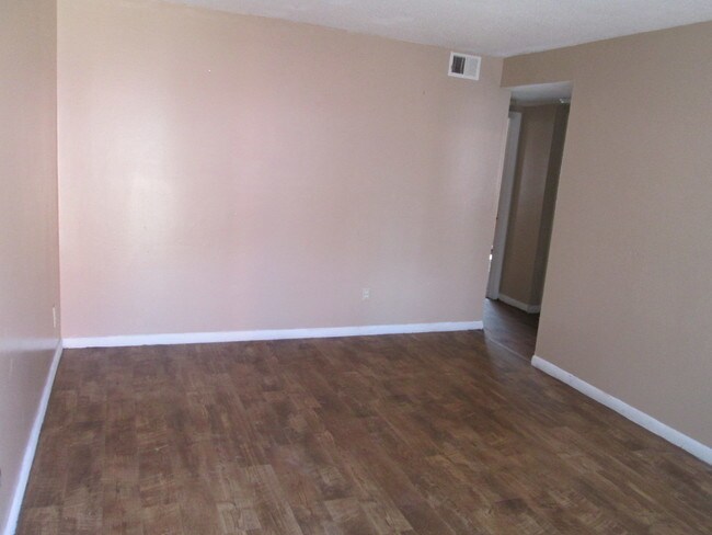 Building Photo - 2548 Wheeler Rd