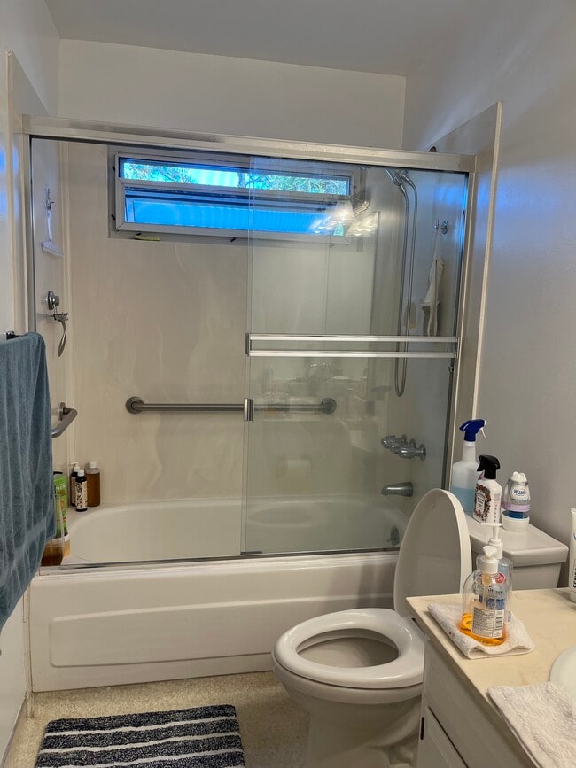 Foto del edificio - 110 Warwick St