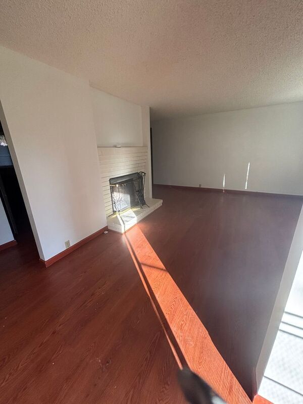 Photo - 1215 Brickley Rd House