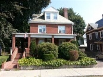 Primary Photo - 39 Parsons St