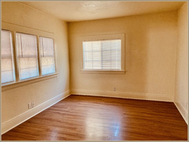 Building Photo - 4016 Dalton Ave