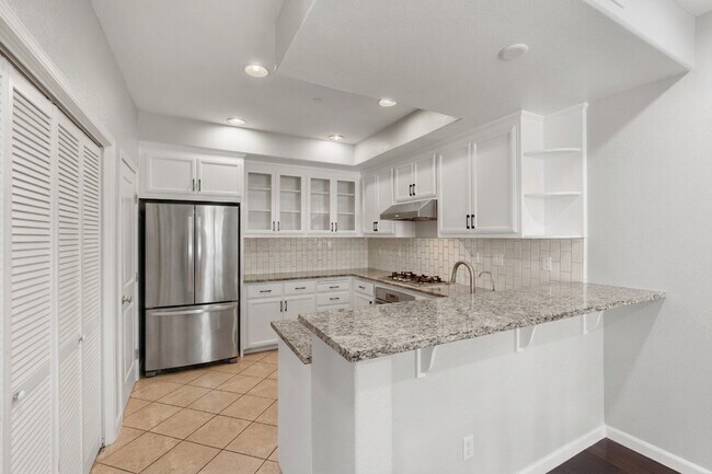 Foto del edificio - 1271 Westbury Dr