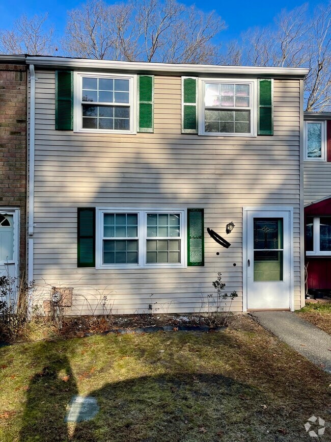 Apartments For Rent in Calverton, NY 11 Rentals