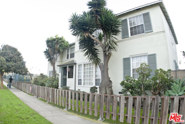 Foto del edificio - 410 Grand Blvd