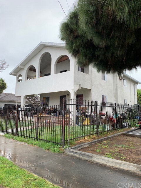 Building Photo - 607 Agostino Rd