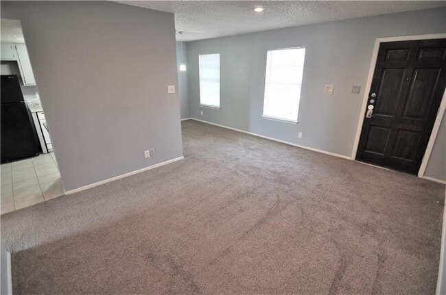 Building Photo - 3429 Willowrun Dr