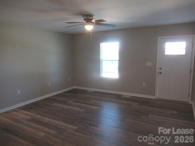 Foto del edificio - 405 Northbrook III School Rd