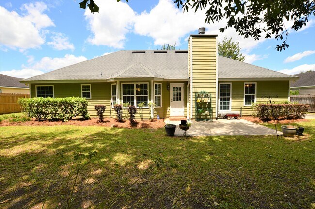 Foto del edificio - 3938 Pecan Dr