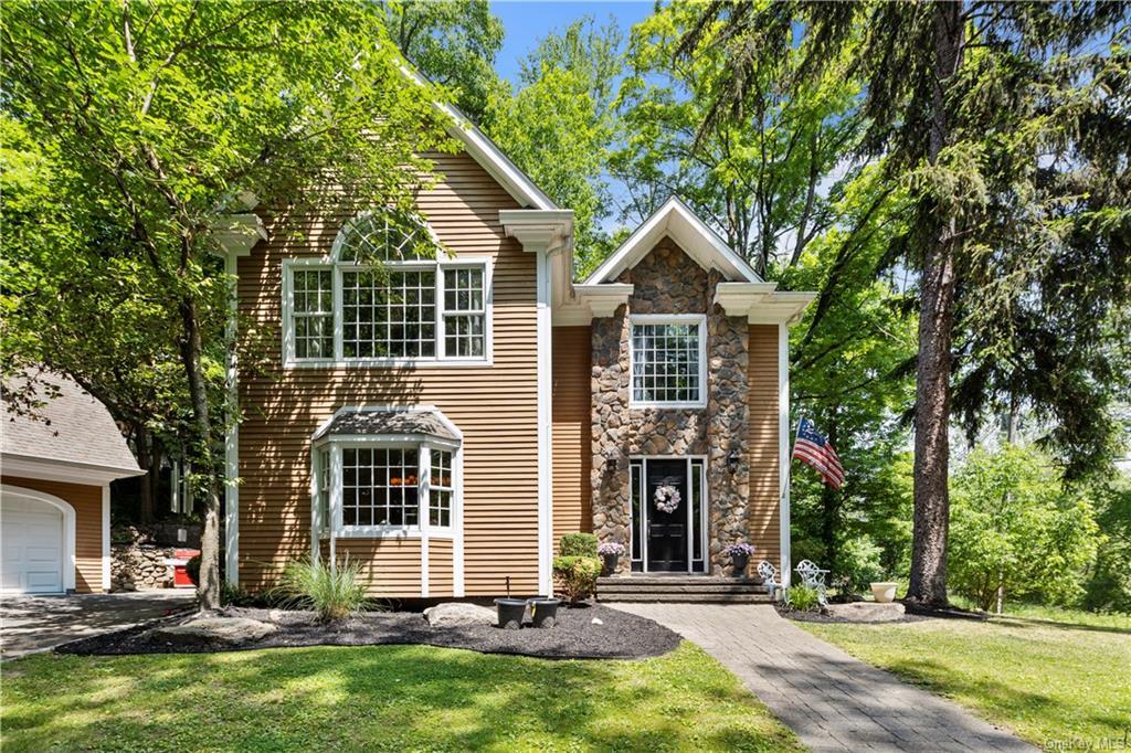 Primary Photo - 27 Lake Rd