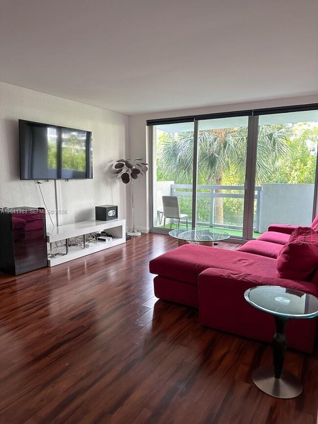 Foto del edificio - 1500 Bay Rd