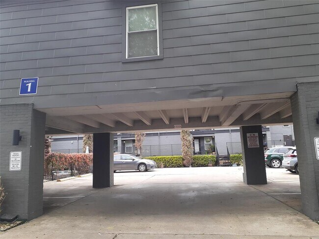 Foto del edificio - 2020 S Congress Ave