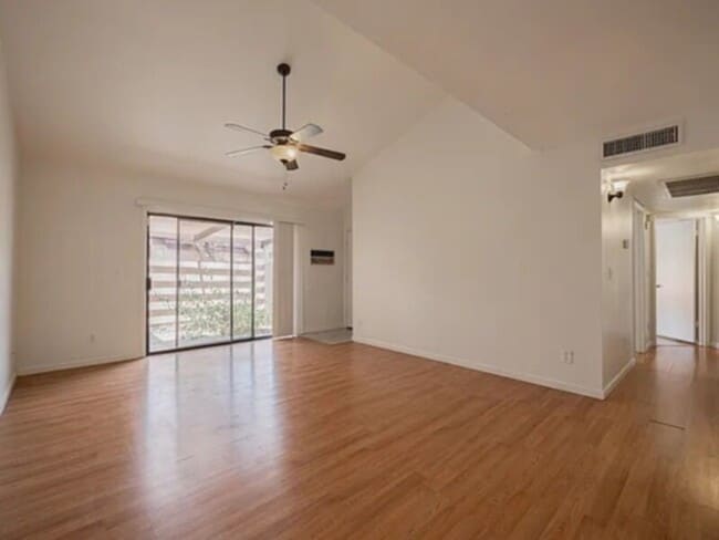 Building Photo - 2141 E Kirkland Ln