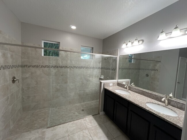 Building Photo - 14325 White Moss Way