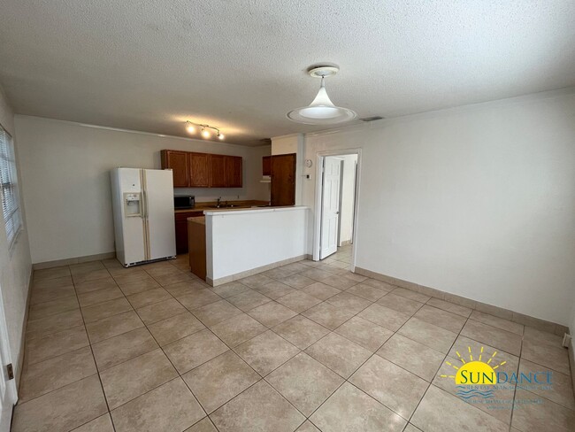 Building Photo - Quaint 1 Bedroom Unit in Niceville