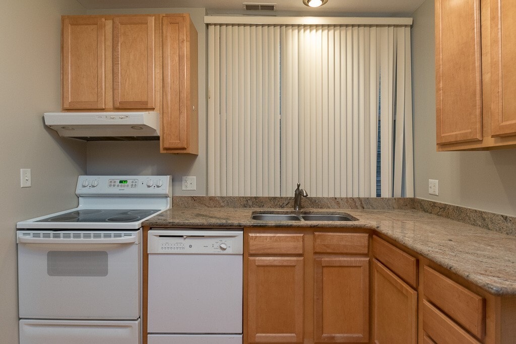 Foto principal - 3650 W George St