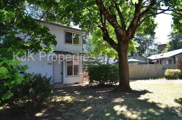 Primary Photo - 3753 SE 108th Ave