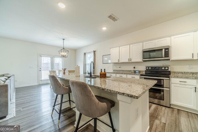 Foto del edificio - 222 Knightsbridge Ln