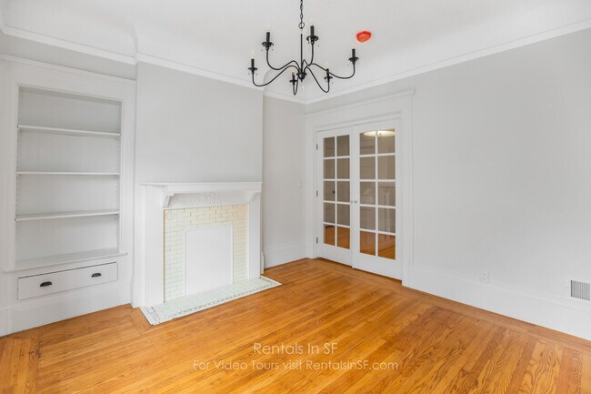 Building Photo - 184 7th St