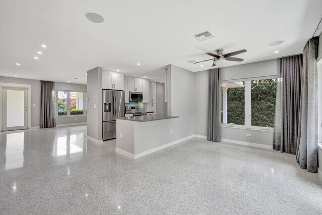 Foto del edificio - Gorgeous Wilton Manors 2 Bedroom House w/G...