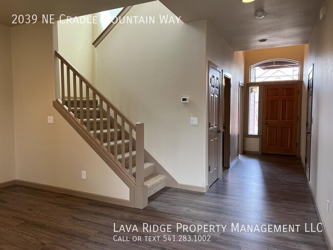 Building Photo - Unfurnished, 1765 square foot lovely 3 bed...