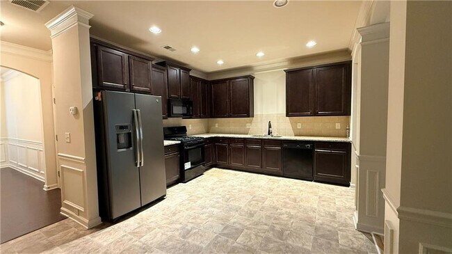 Foto del edificio - 333 Knelston Oak Dr NE