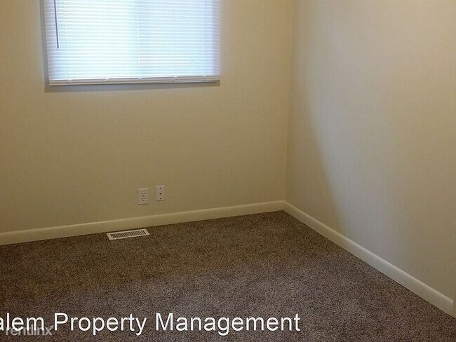 Foto del edificio - 4 br, 2 bath House - 3230 SW Redmond Hill Rd