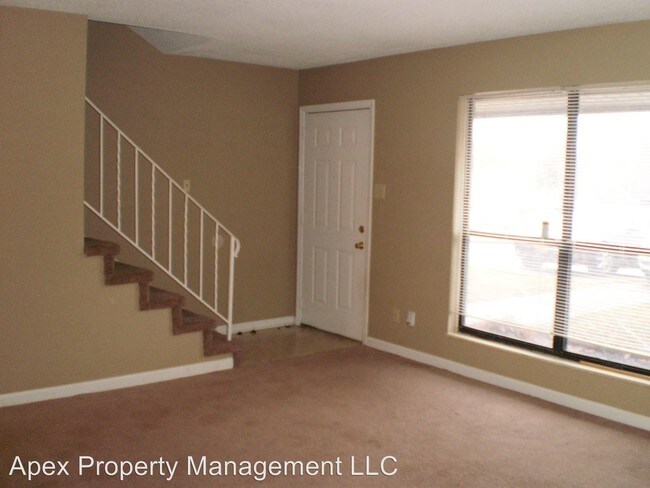 Building Photo - 9001 Countryside Ln