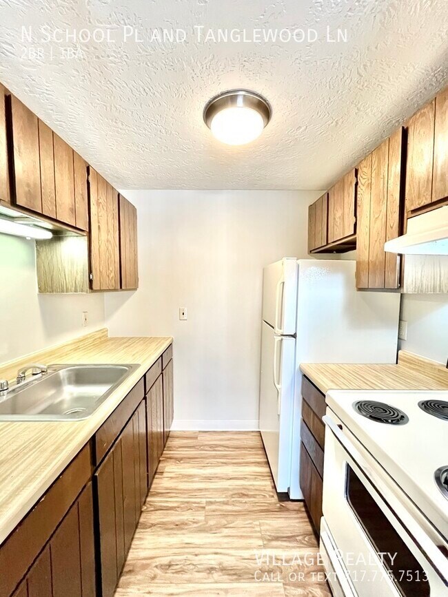 Foto del edificio - 343 N School Pl