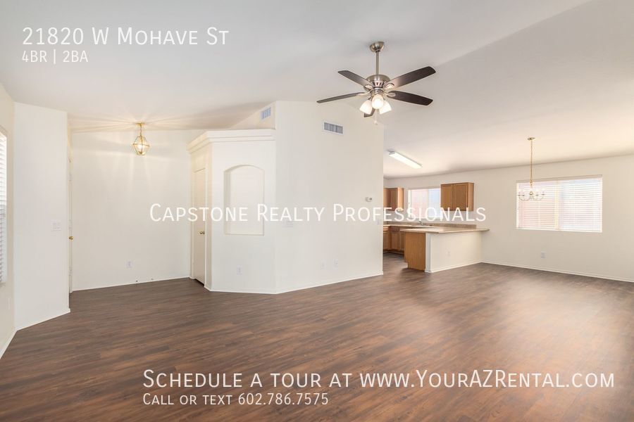 Foto principal - 21820 W Mohave St