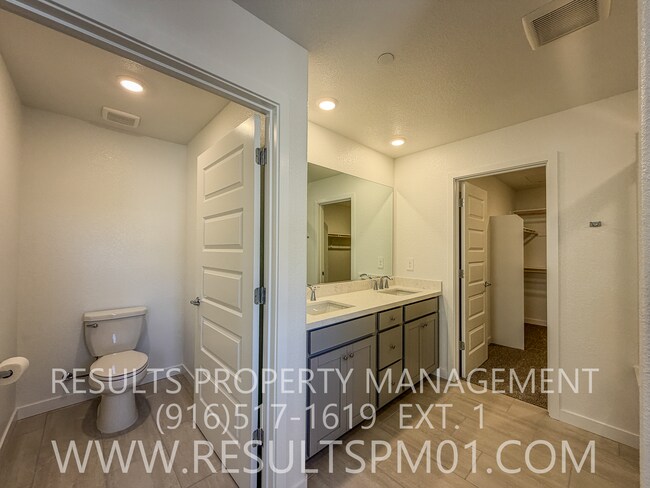 Building Photo - Brand new 3 Bedroom home. Wonderful amenities!