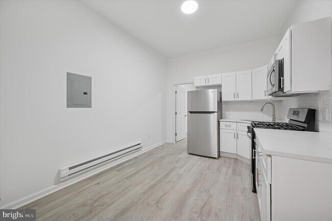 Foto del edificio - 1418 W Erie Ave