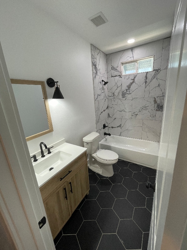 Photo - 2033 Audubon St Apartment