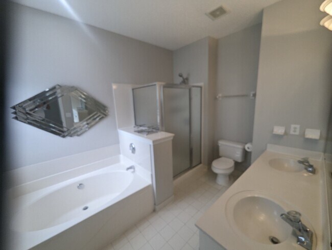 Building Photo - North Charleston Home with Pool for Lease ...