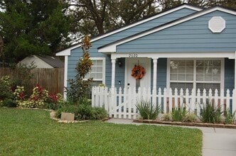 Building Photo - 2620 Kavalier Dr