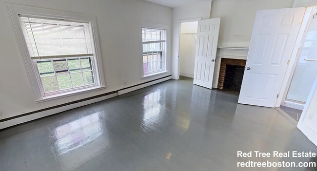 Photo - 24 Joy St Apartment