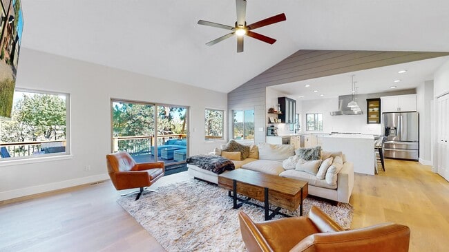 Photo - 23845 Navajo Rd House