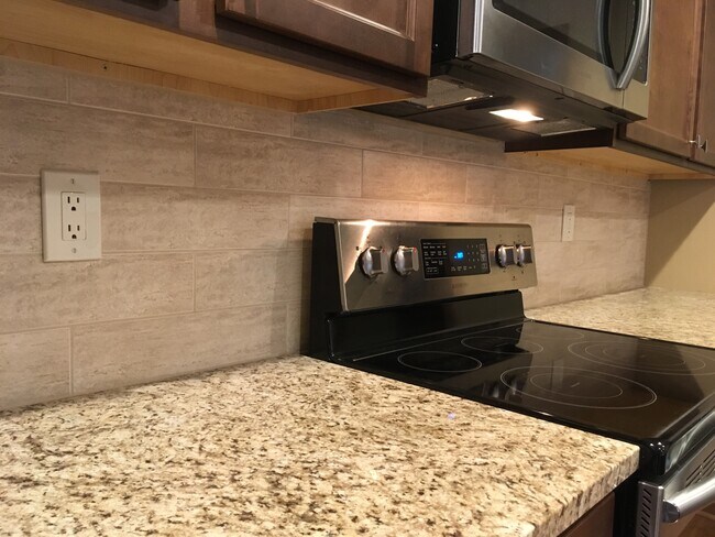 Foto del edificio - 16555 Dane Ct E