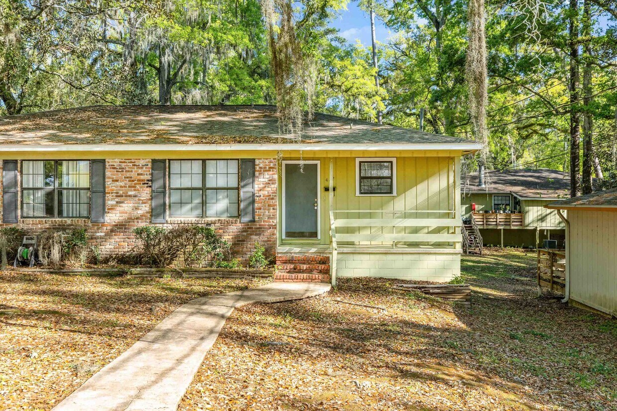 Primary Photo - 424 E 7th Ave