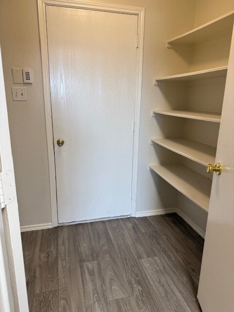 Foto del edificio - 8319 Radial Ct