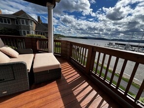 Building Photo - 113 Half Moon Bay Dr