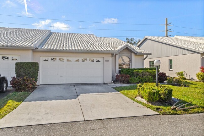 Foto del edificio - beautiful Sarasota 3 bedroom 2 bathroom ho...